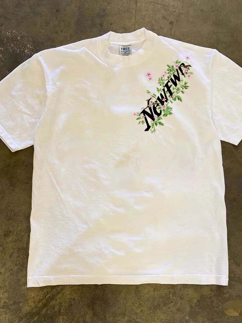Streetwear Brand With Flowers - Amerikan Tarzı Çiçek Baskılı Saf Pamuk