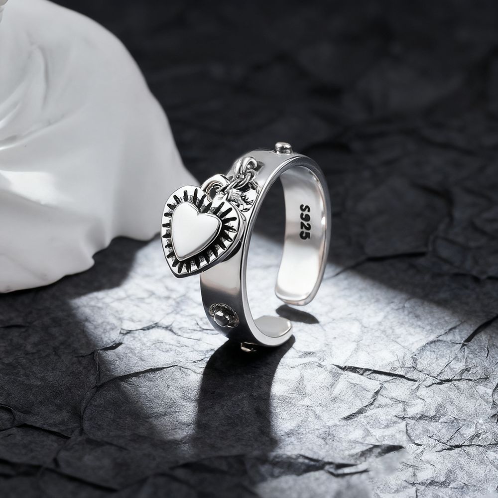 925 Ayar Gümüş Kalp ​ Kadınlar - Chrome Hearts Ring incelemesi ve fiyatı
