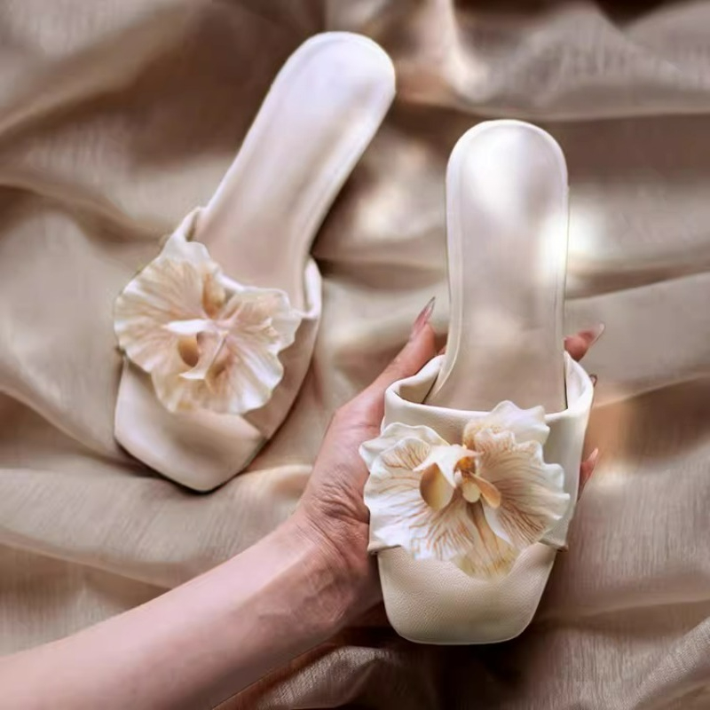 Marka Kadın Sandalet 2026 Yaz  - Streetwear Brand With Flowers incelemesi ve fiyatı